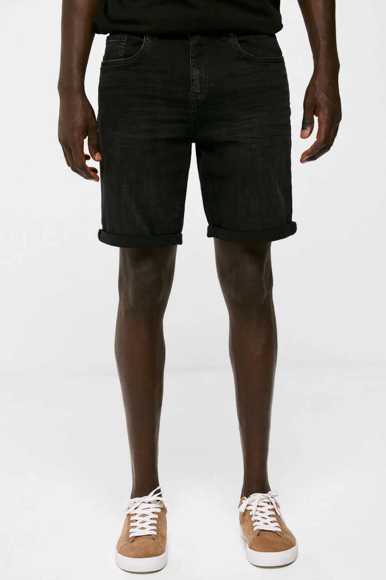 * Bermudas De Ganga Lavada Basicas Corte Slim Pretas